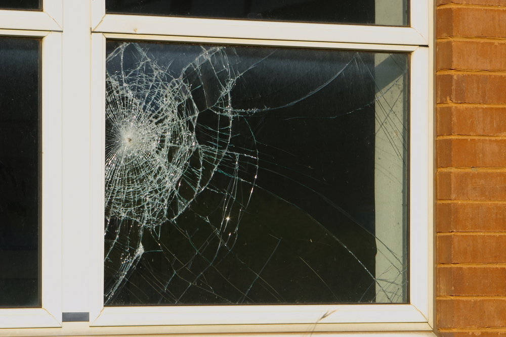 Installation process of shatterproof glass